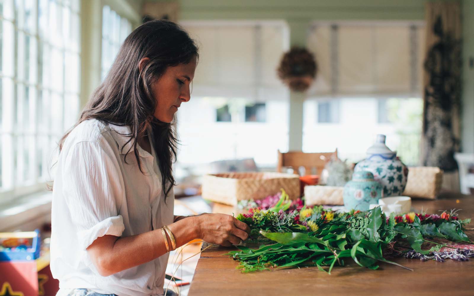 5 Things You Need to Know When Giving and Getting a Hawaiian Lei on May Day